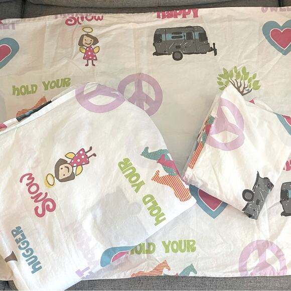 Garnet Hill double flat sheet and 2 pillow cases 100% cotton. - Picture 1 of 3